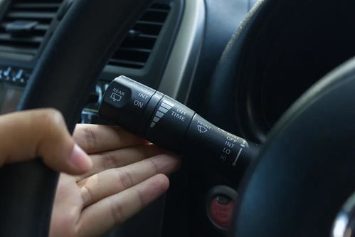 汽车灯光使用多少瓦才是合适的？