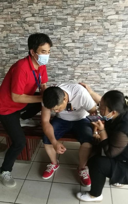 男子三餐点外卖突发呕吐意识模糊