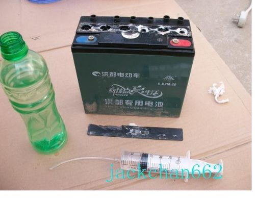 汽车电池的电容器液添加指南