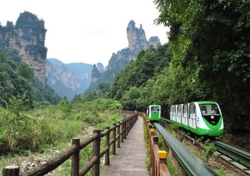 成都旅游攻略，从竹篙到汽车的价格指南