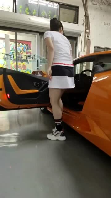 小汽车车门坏了多少钱？