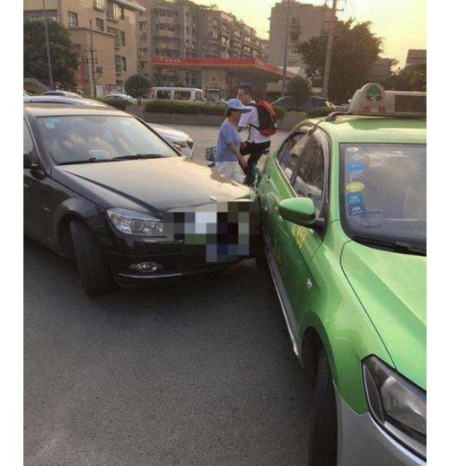 汽车被刮擦的赔偿问题