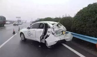汽车后轮撞歪了，需要多少钱进行修理？