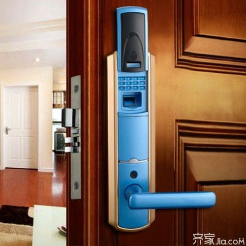 晋宁区换汽车锁电话多少？了解汽车防盗系统的重要性