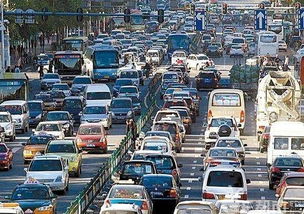 汽车在公路上开多快能省油？