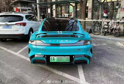 汽车自行上牌的费用