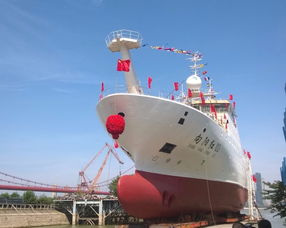 海上悬空飞船震撼大学生们！揭秘未来科技的无限可能