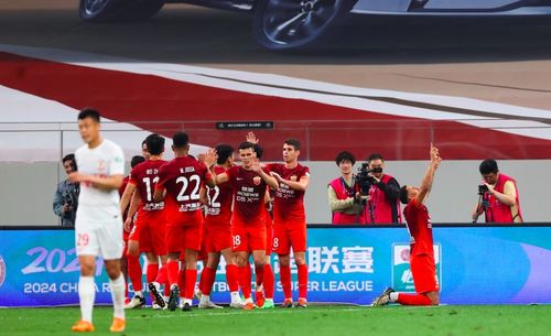 海港主场告负，1比3不敌成都蓉城，一场充满遗憾的较量